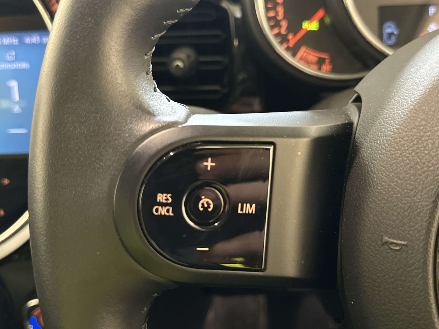 Used MINI Hatch 2022 for sale - 77989901: Photo 17