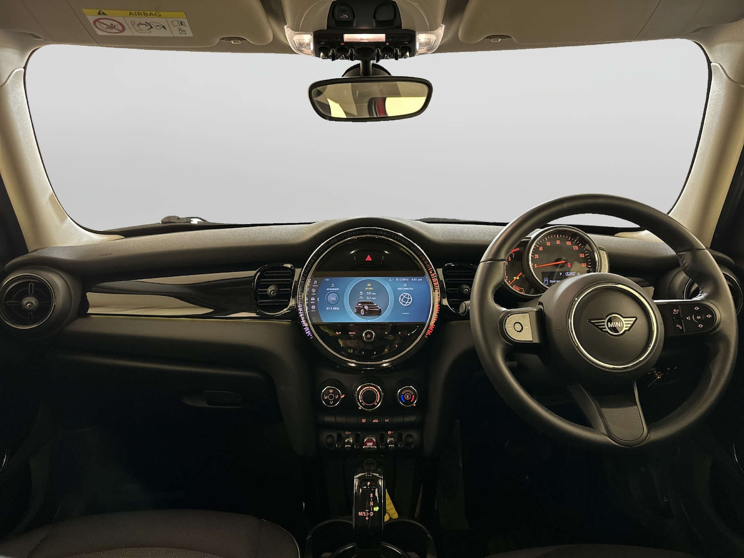Used MINI Hatch 2022 for sale - 77989901: Photo 3