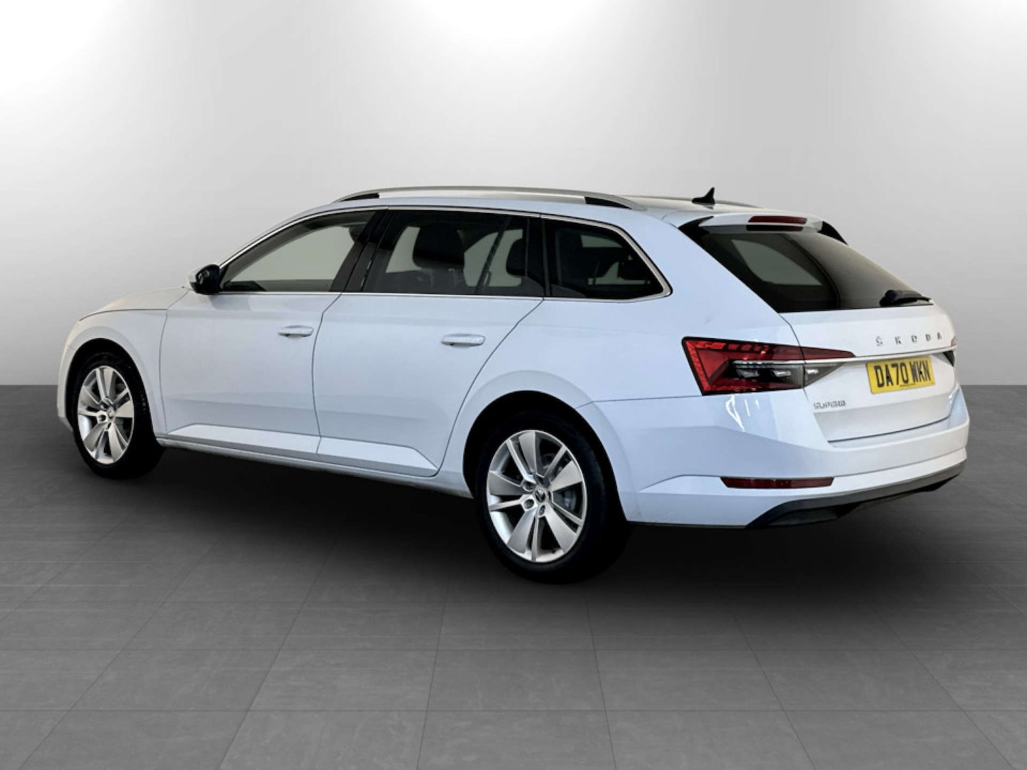 Used Skoda Superb 2020 for sale - 77353602: Photo 8