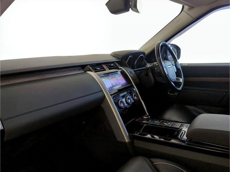 Used Land Rover Discovery 2017 for sale - 76545301: Photo 12