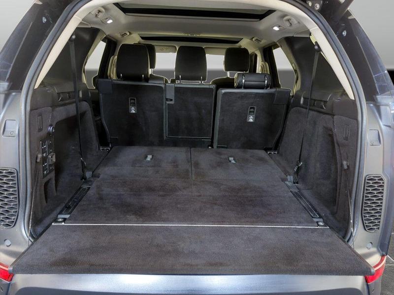 Used Land Rover Discovery 2017 for sale - 76545301: Photo 16