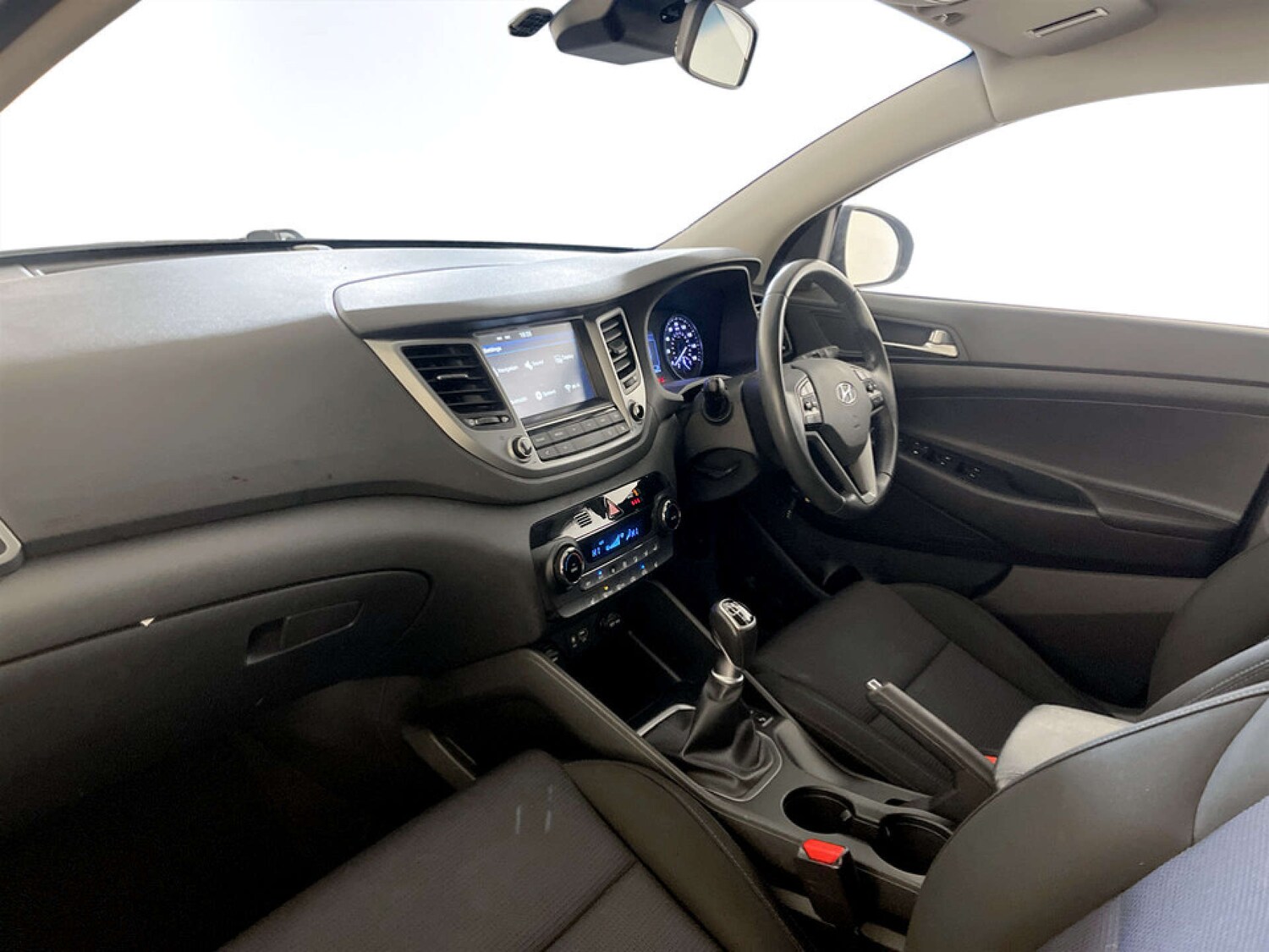 Used Hyundai TUCSON 2017 for sale - 77595700: Photo 12