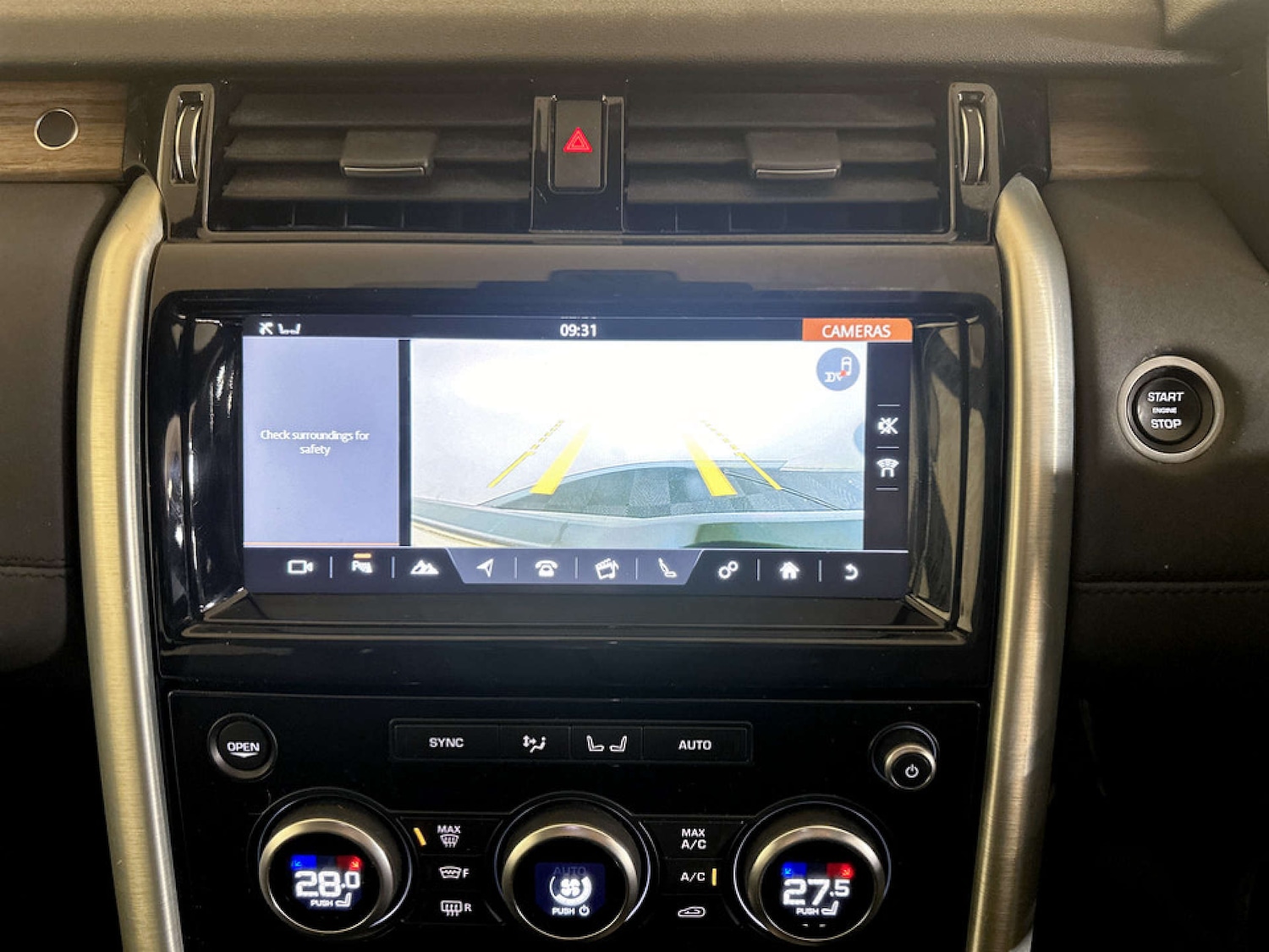 Used Land Rover Discovery 2018 for sale - 77184938: Photo 22