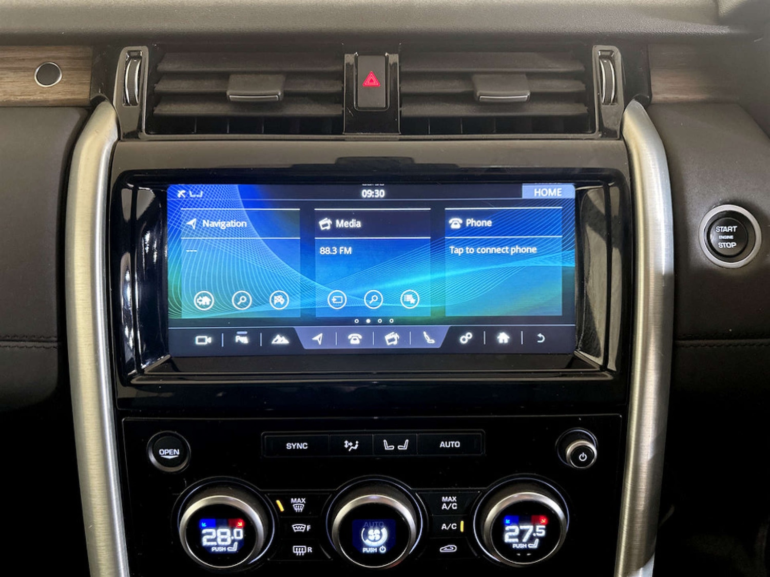 Used Land Rover Discovery 2018 for sale - 77184938: Photo 25