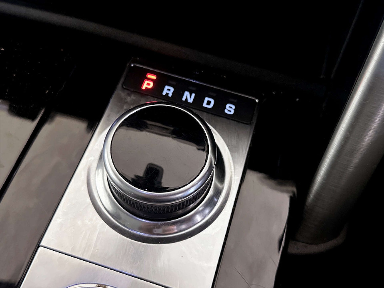 Used Land Rover Discovery 2018 for sale - 77184938: Photo 29