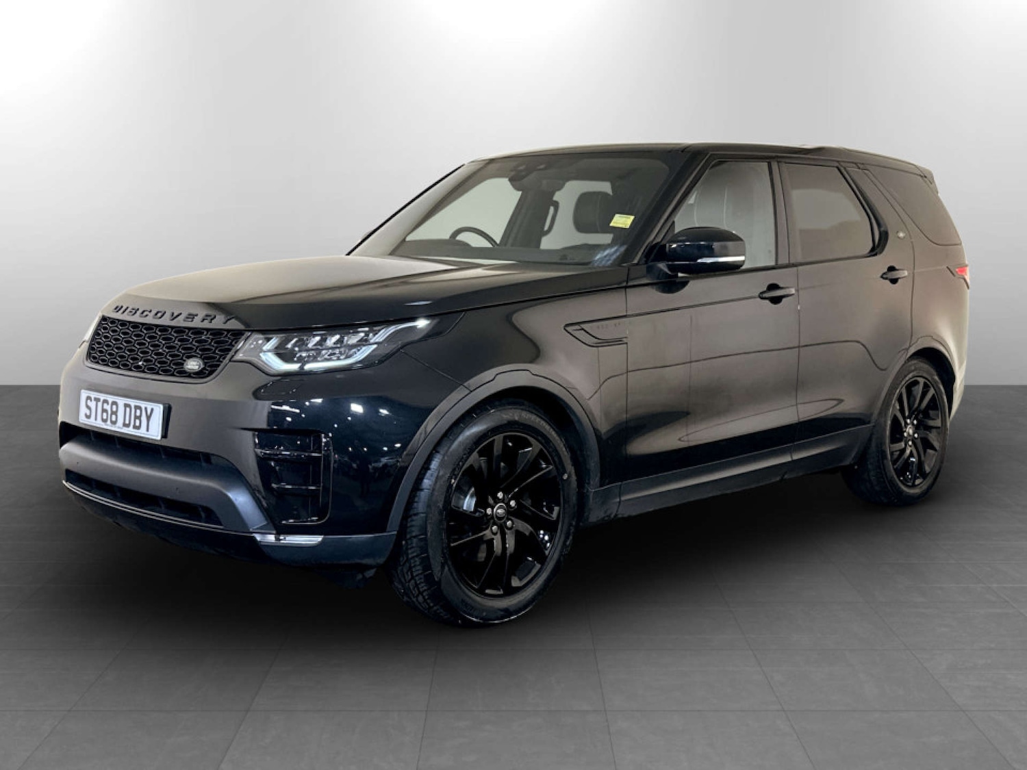 Used Land Rover Discovery 2018 for sale - 77184938: Photo 6