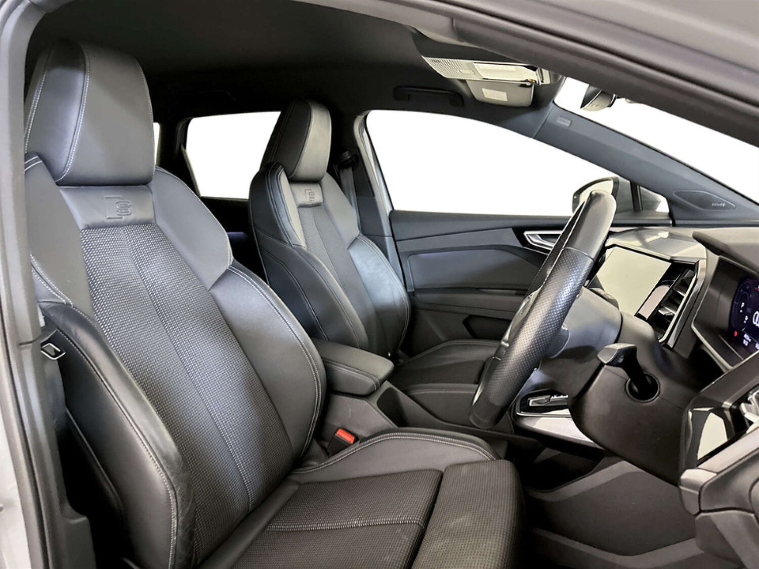 Used Audi Q4 e-tron 2021 for sale - 77409800: Photo 12