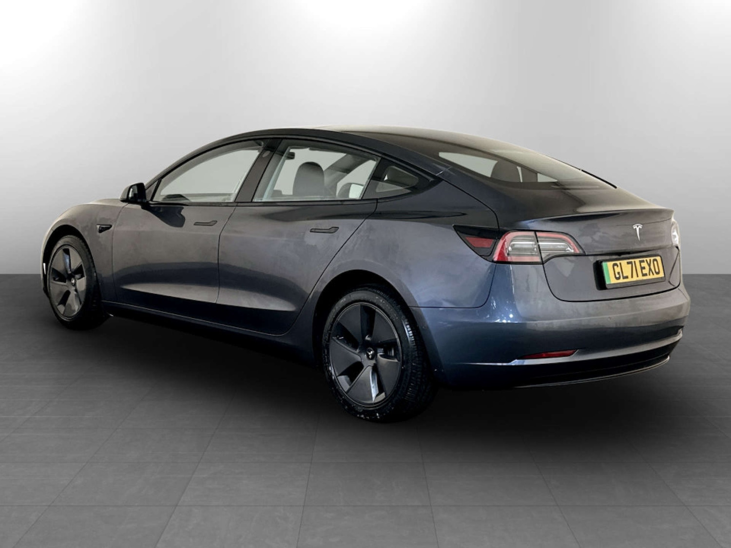 Used Tesla Model 3 2021 for sale - 77185152: Photo 8