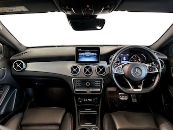 Used Mercedes-Benz GLA 2018 for sale - 77417608: Photo