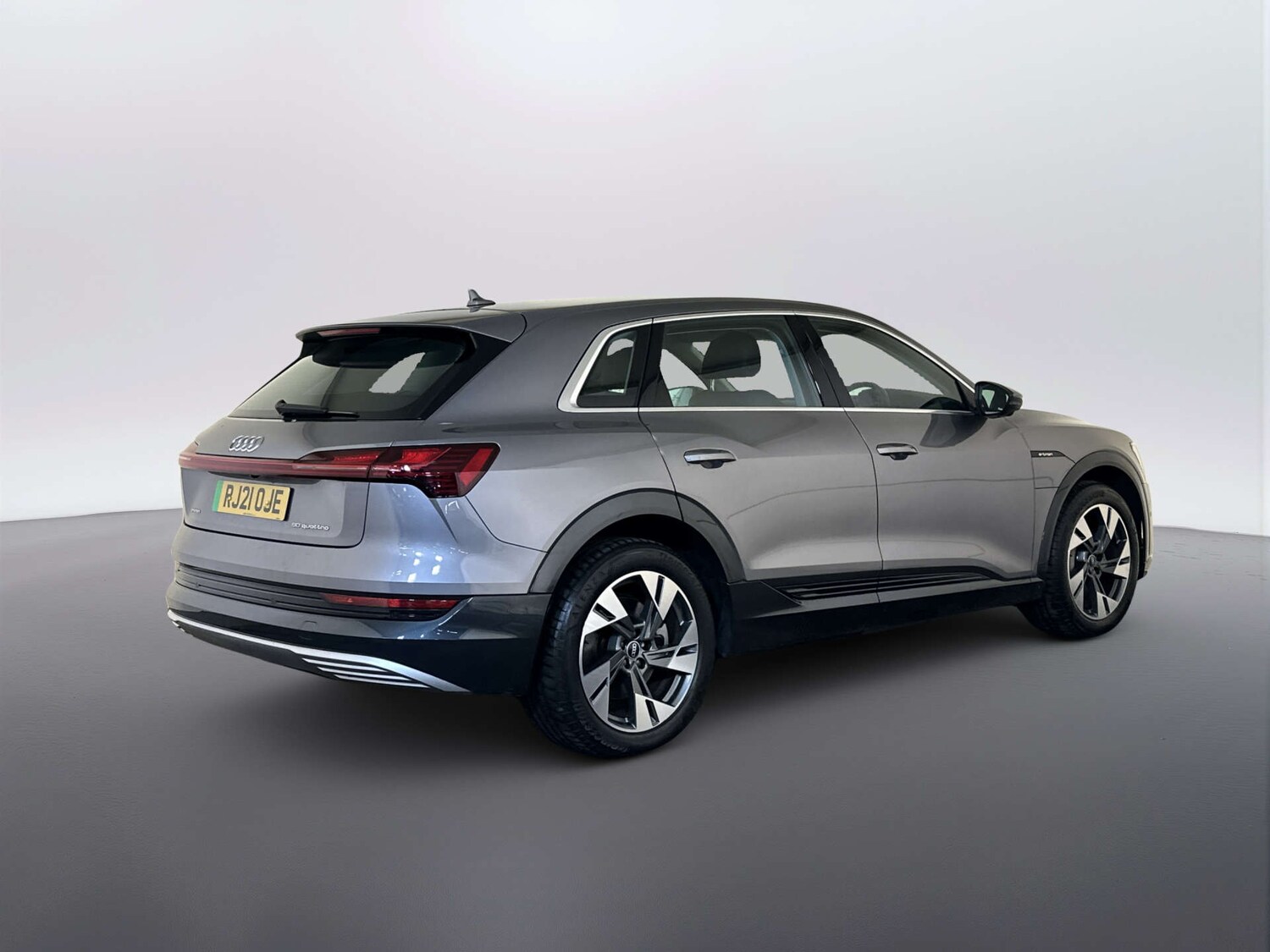 Used Audi e-tron 2021 for sale - 78016442: Photo 10