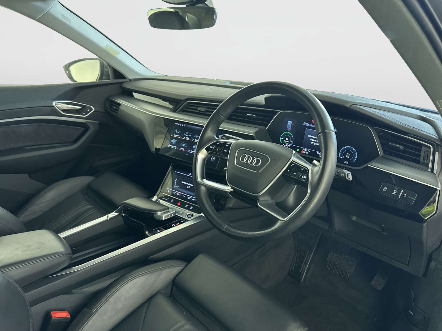 Used Audi e-tron 2021 for sale - 78016442: Photo 15