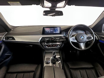 Used BMW 5 Series 2018 for sale - 76064669: Photo