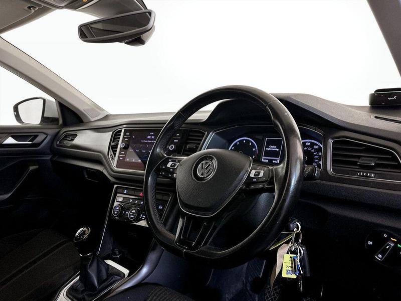 Used Volkswagen T-Roc 2019 for sale - 76038082: Photo 16