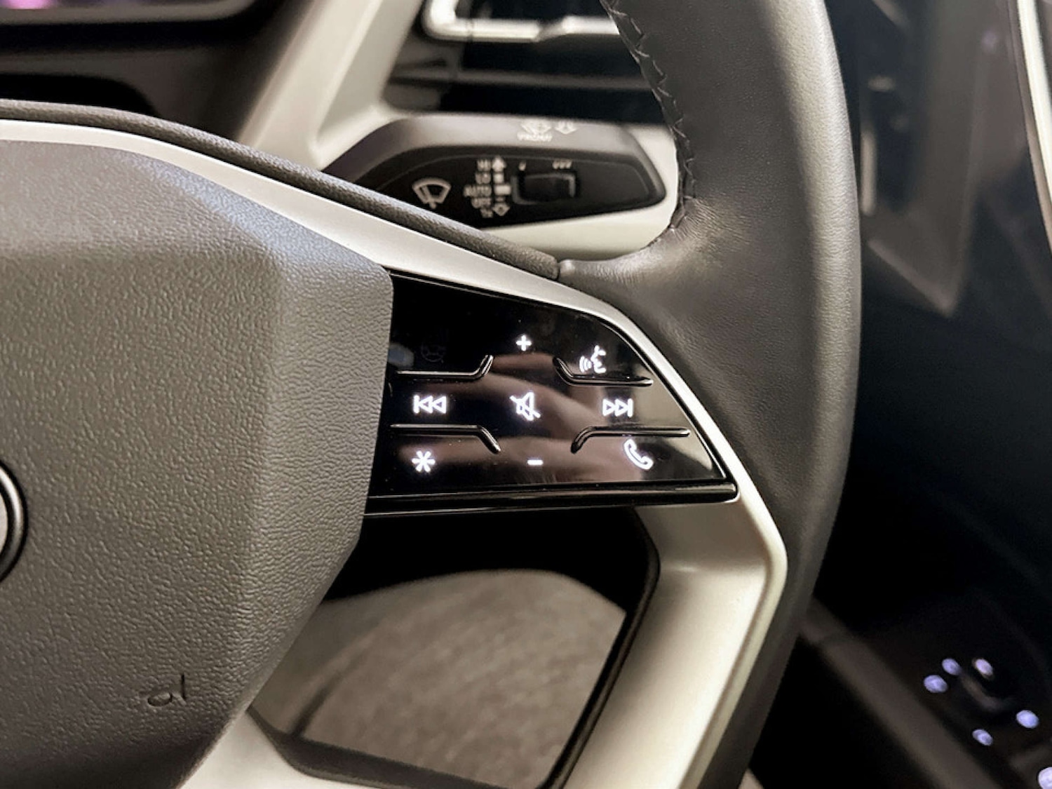 Used Audi Q4 e-tron 2023 for sale - 77329446: Photo 26