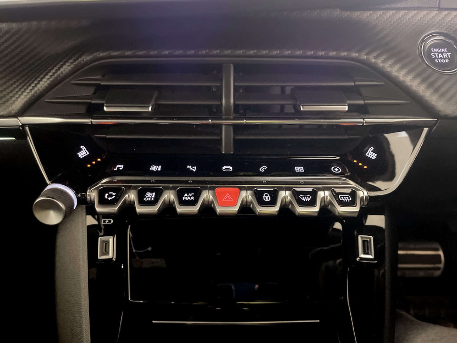 Used Peugeot 2008 2021 for sale - 77328599: Photo 25