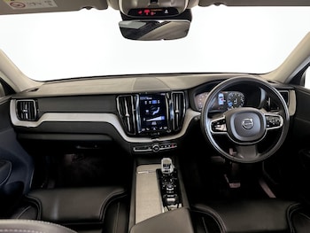 Used Volvo XC60 2020 for sale - 75558570: Photo