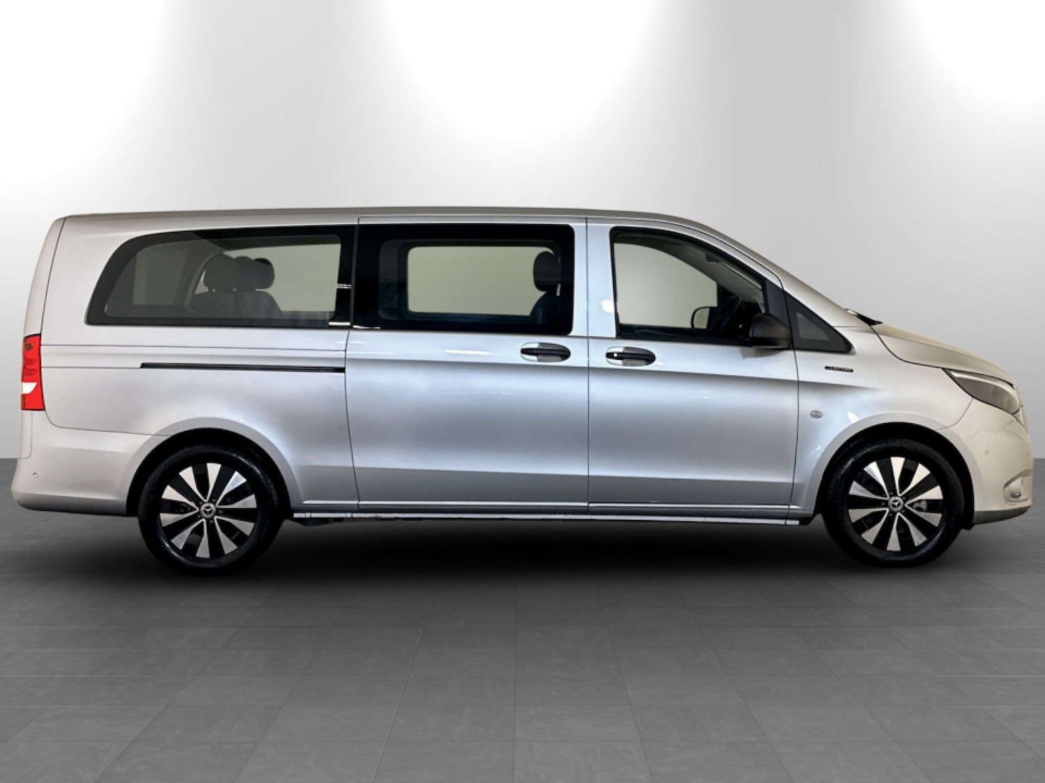 Used Mercedes-Benz Vito 2023 for sale - 77185177: Photo 10