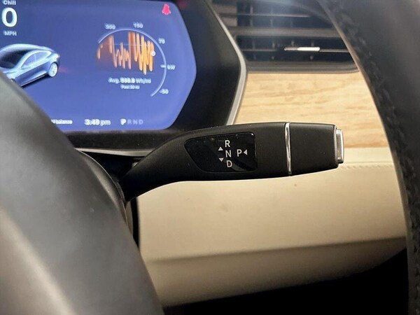 Used Tesla Model S 2019 for sale - 76209274: Photo 21