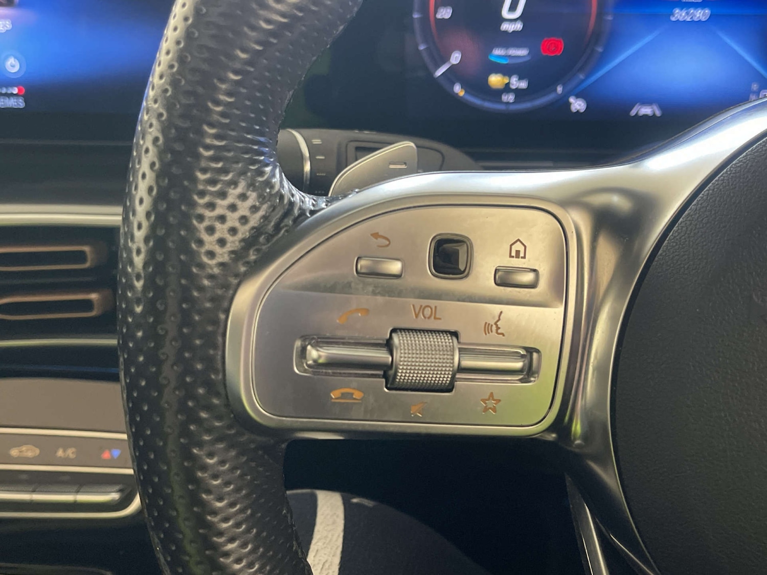 Used Mercedes-Benz EQC 2020 for sale - 77998528: Photo 19