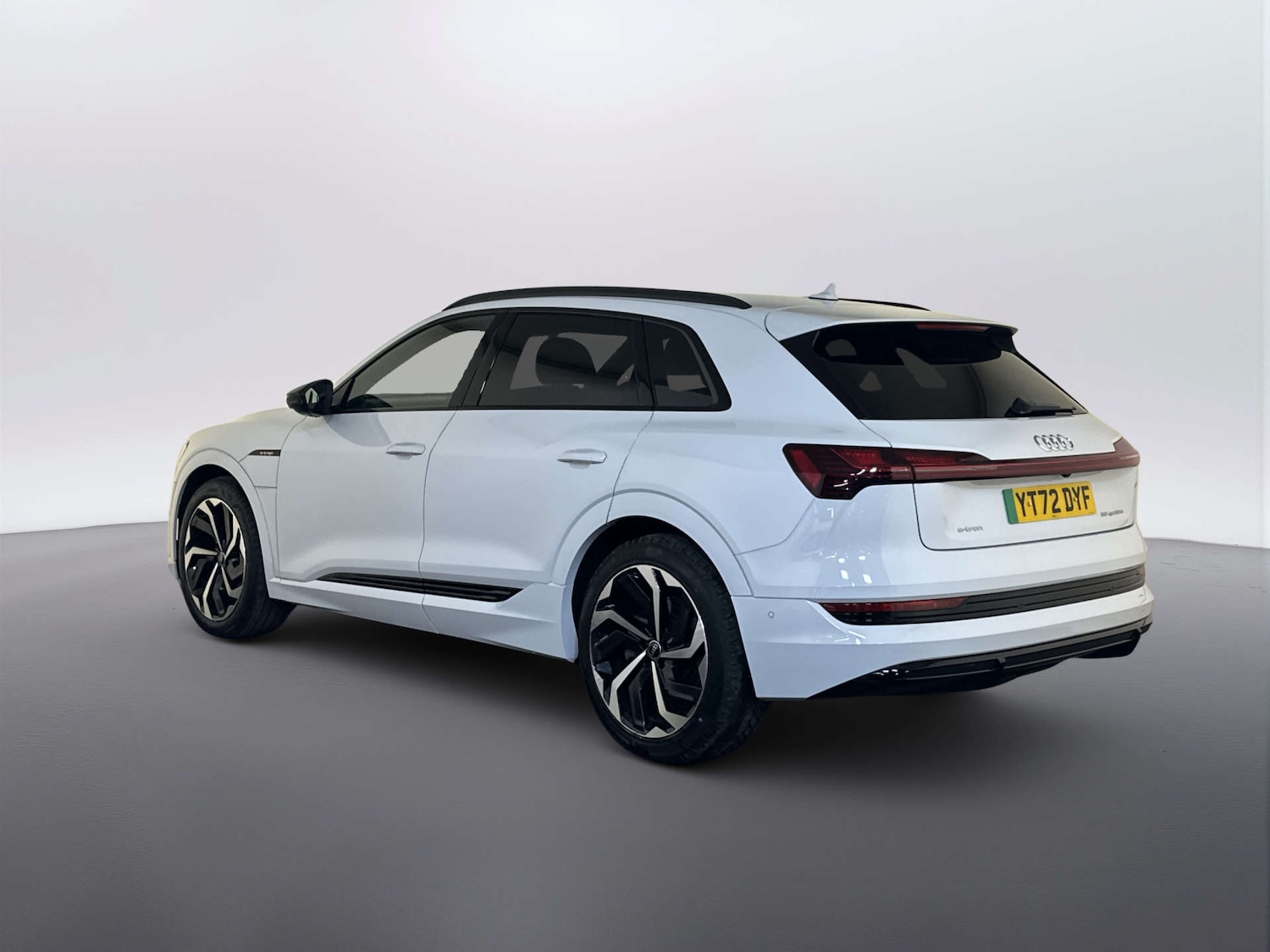 Used Audi e-tron 2022 for sale - 77945448: Photo 8