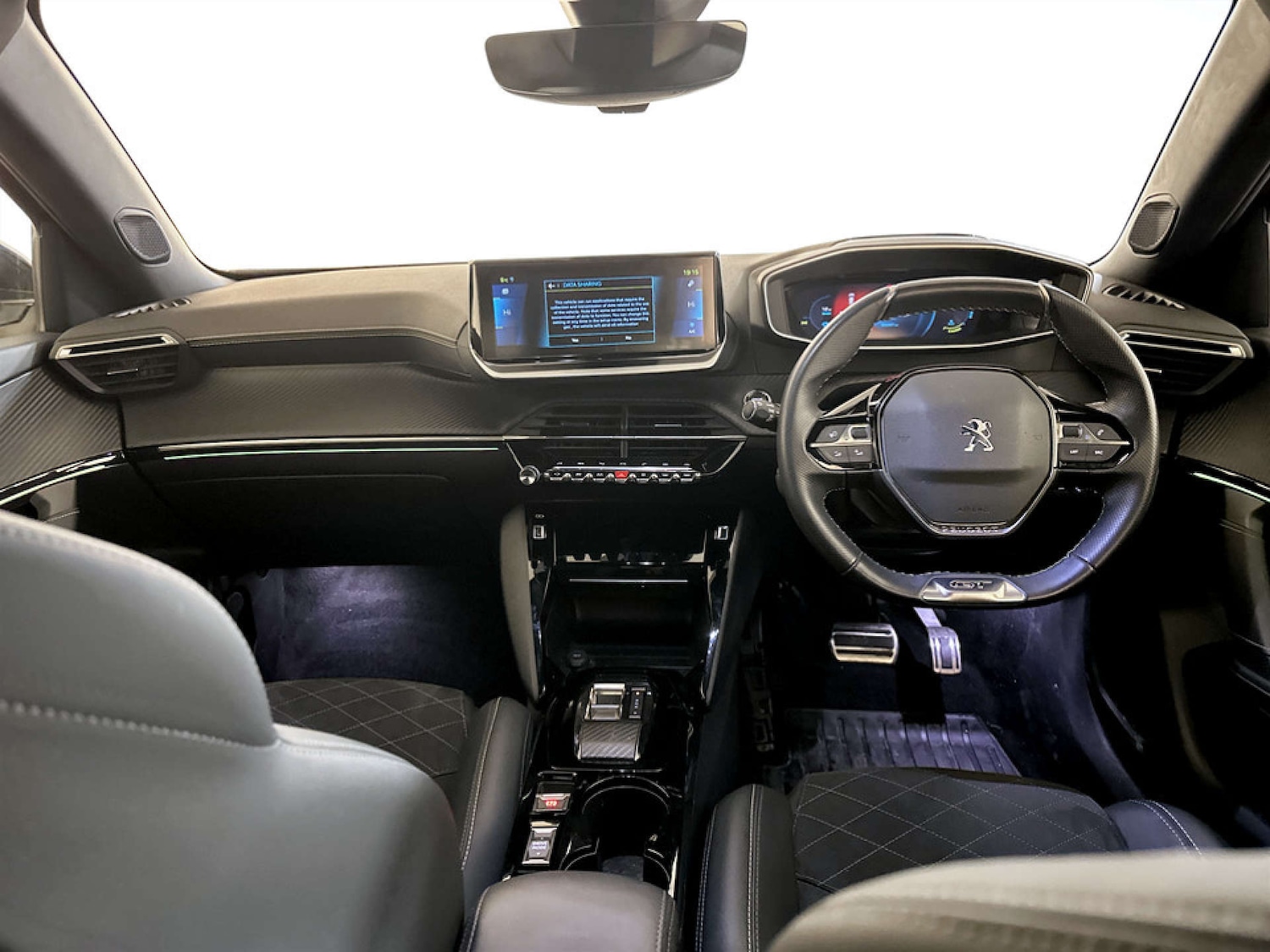 Used Peugeot 2008 2022 for sale - 77329458: Photo 3