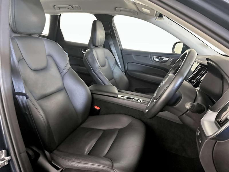 Used Volvo XC60 2019 for sale - 77025784: Photo 13
