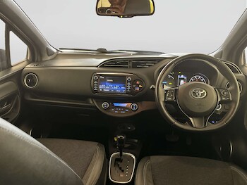 Used Toyota Yaris 2019 for sale - 78400842: Photo