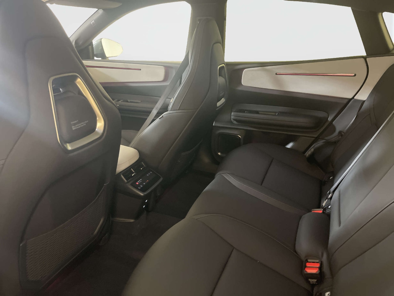 Used Polestar Polestar 4 2025 for sale - 77953354: Photo 14