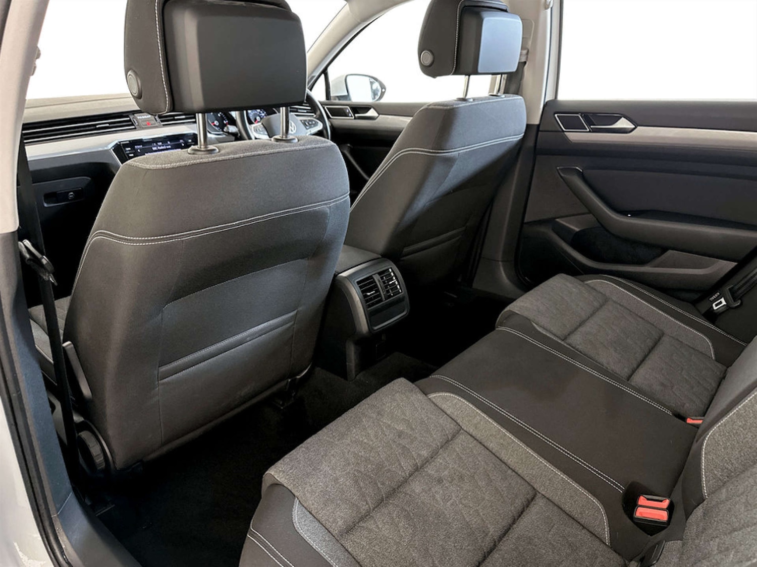 Used Volkswagen Passat 2022 for sale - 77185042: Photo 14