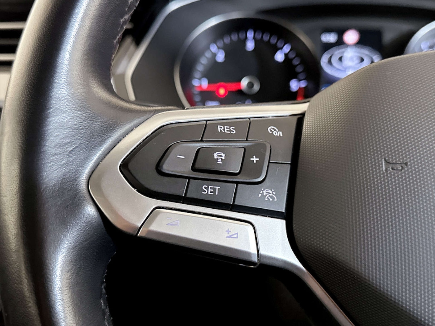 Used Volkswagen Passat 2022 for sale - 77185042: Photo 17