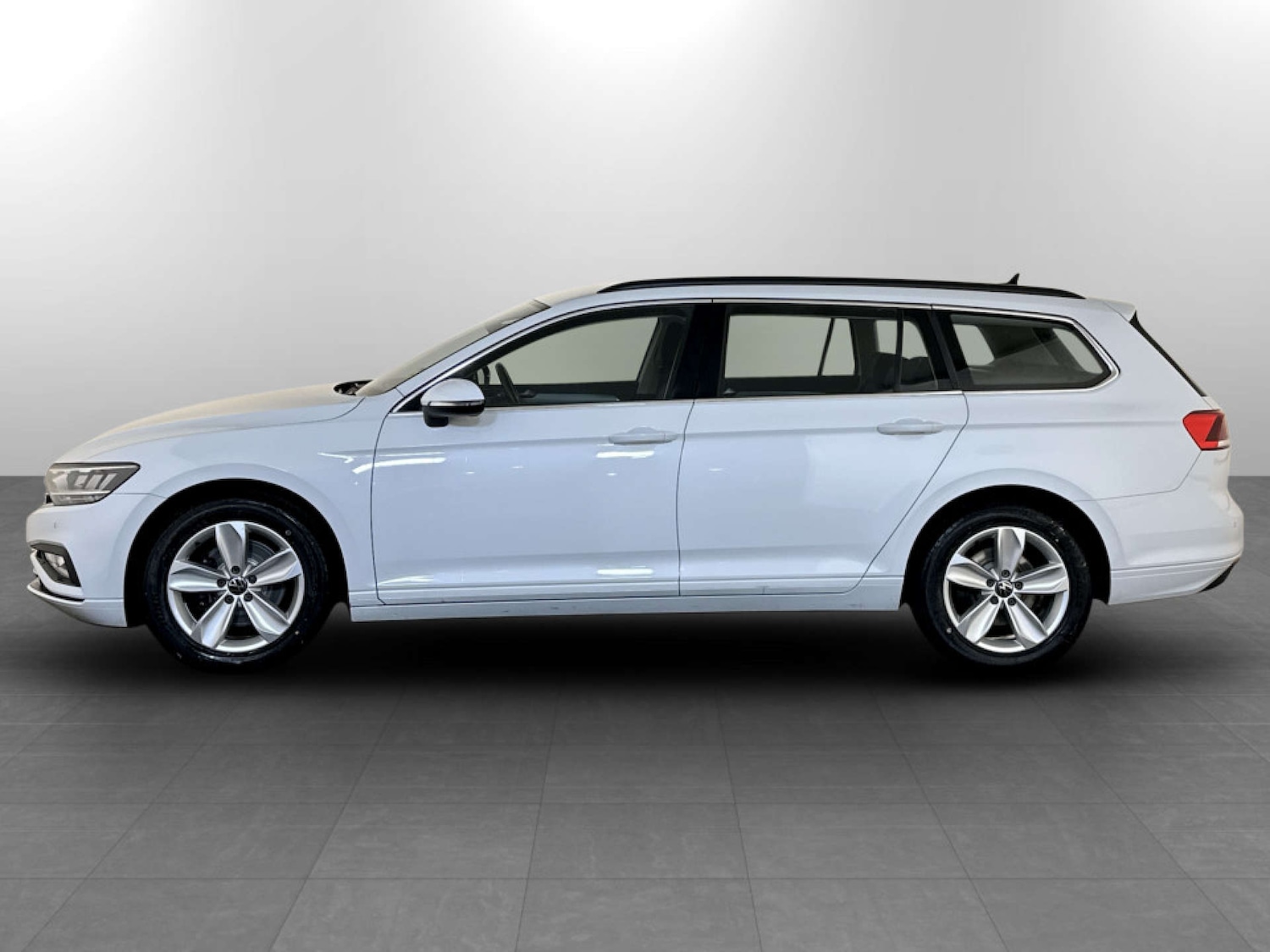 Used Volkswagen Passat 2022 for sale - 77185042: Photo 7