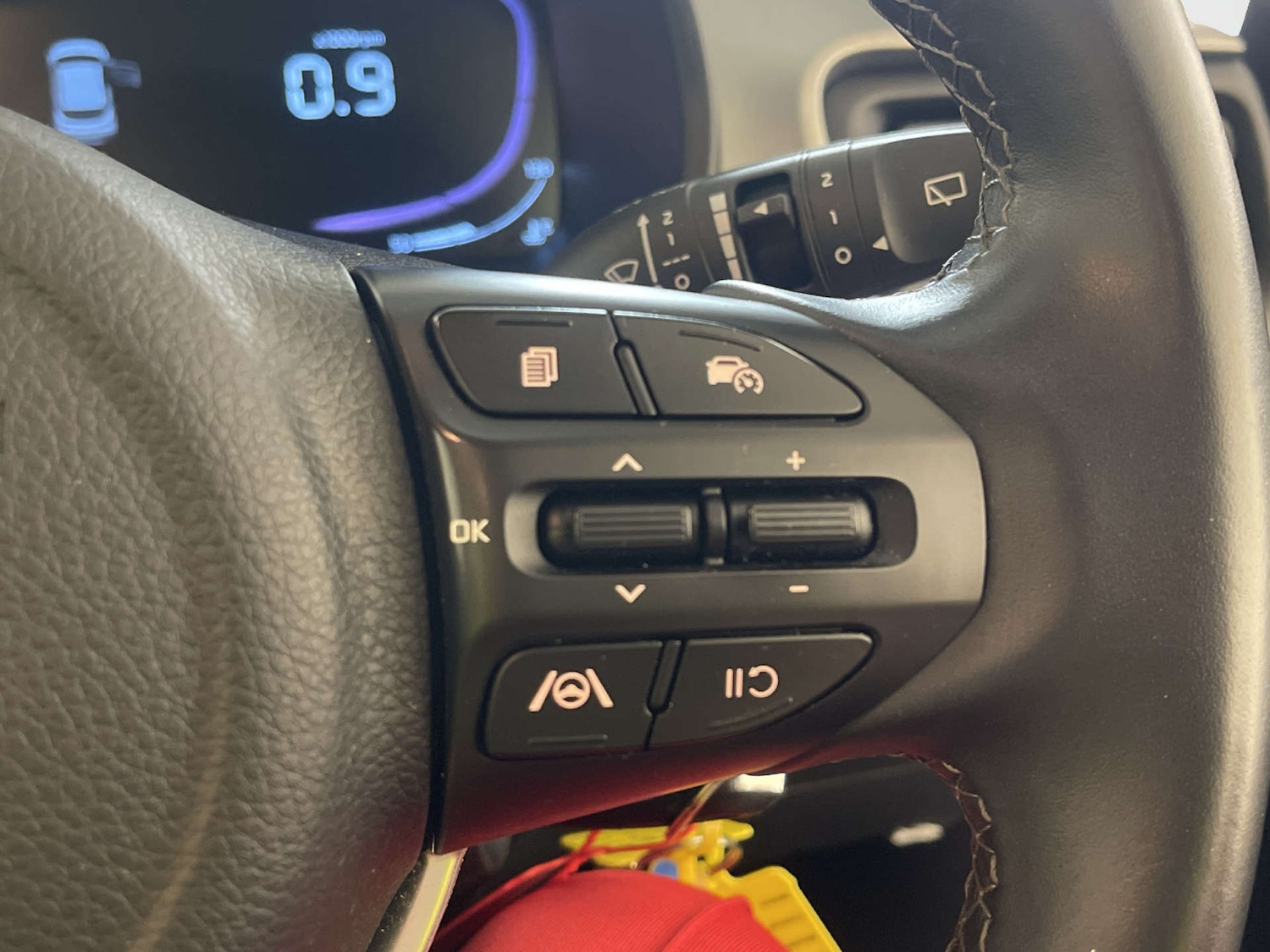 Used Kia Stonic 2025 for sale - 77931945: Photo 19