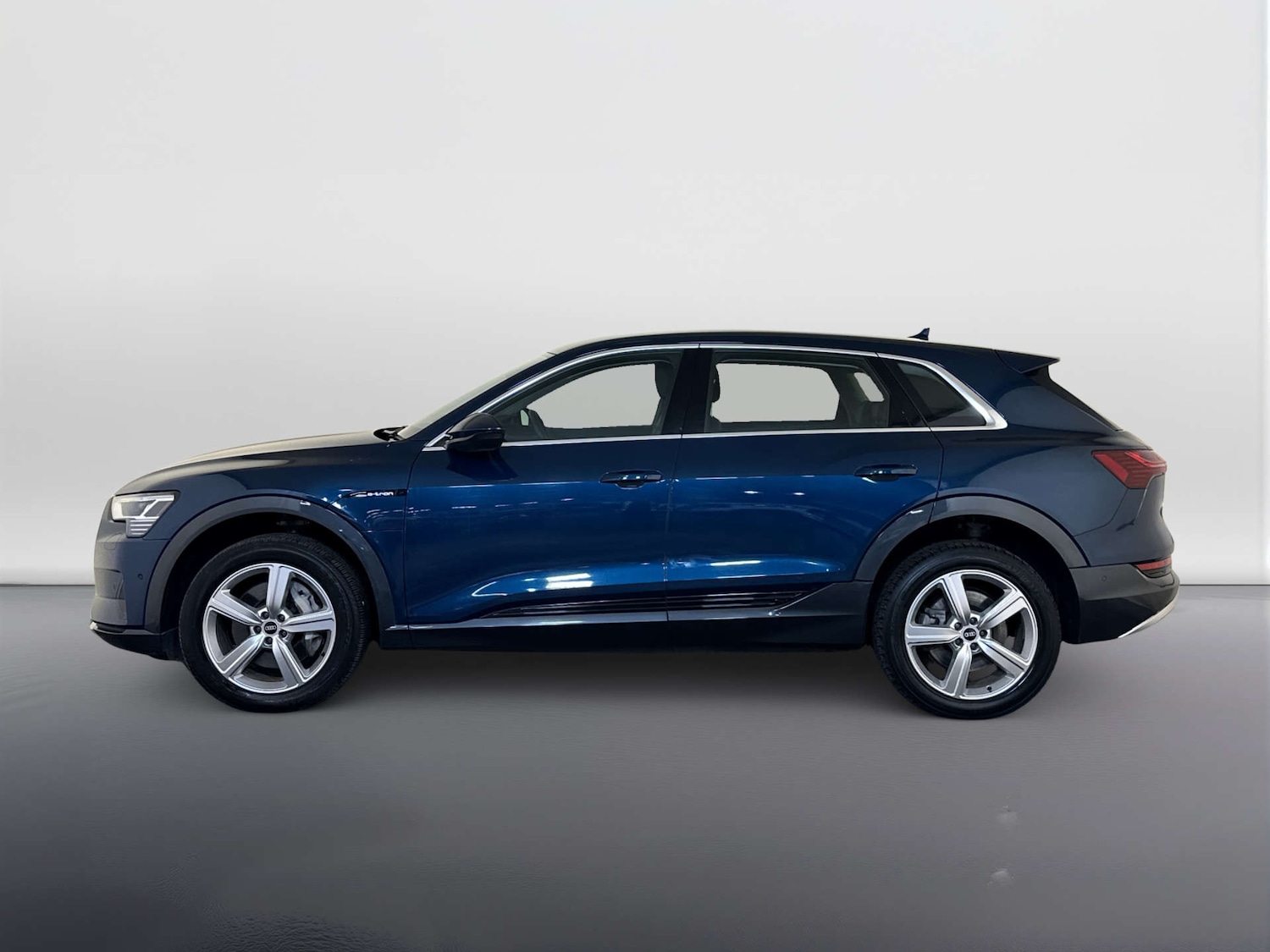 Used Audi e-tron 2021 for sale - 78083386: Photo 7