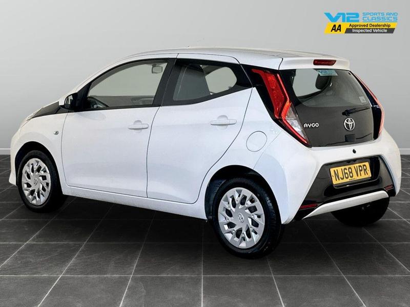 Used Toyota AYGO 2018 for sale - 76710110: Photo 8