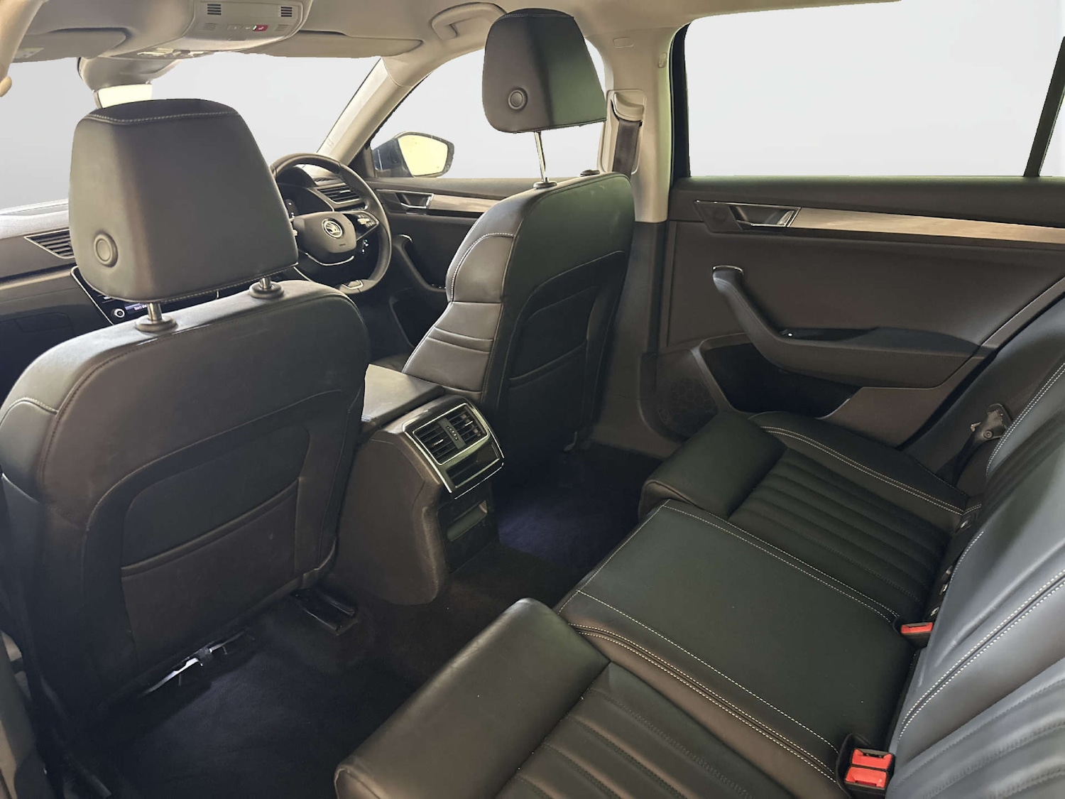 Used Skoda Superb 2022 for sale - 78031039: Photo 14