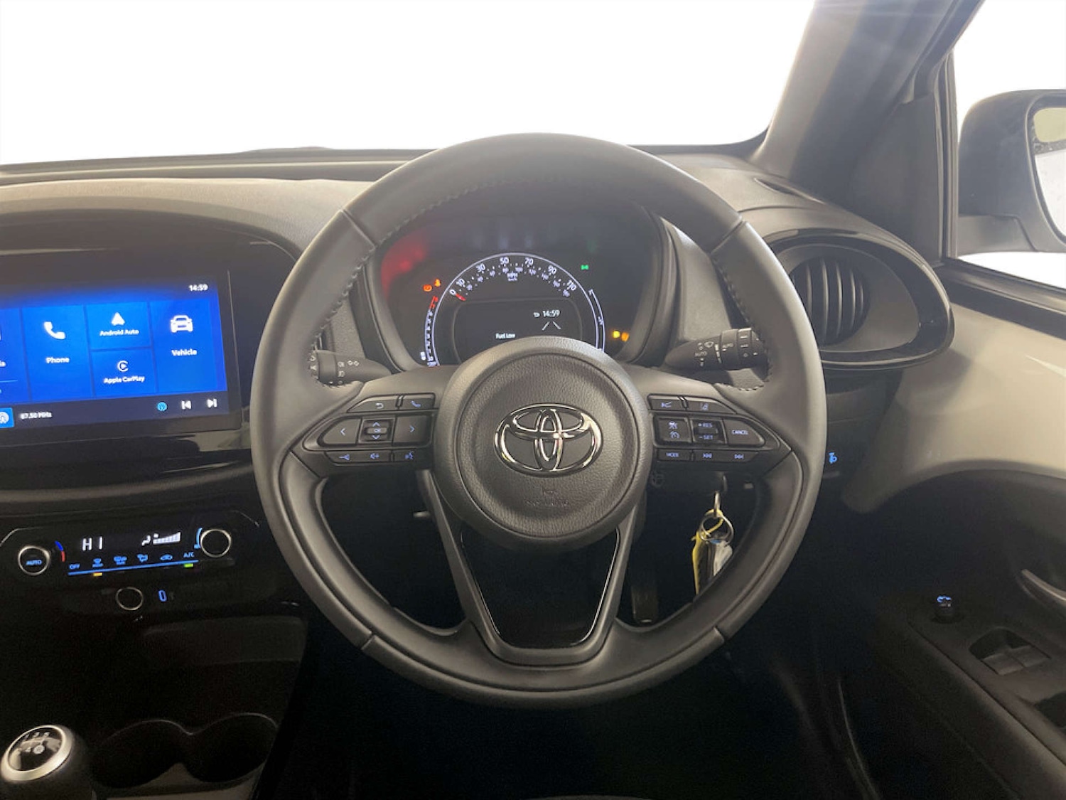 Used Toyota Aygo X 2024 for sale - 77301720: Photo 15