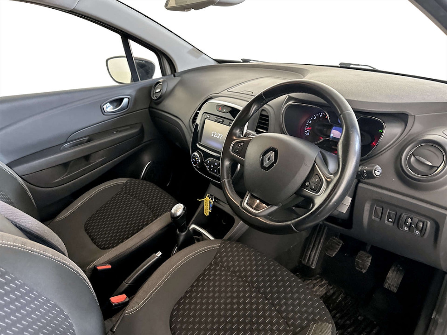 Used Renault Captur 2018 for sale - 77185349: Photo 15