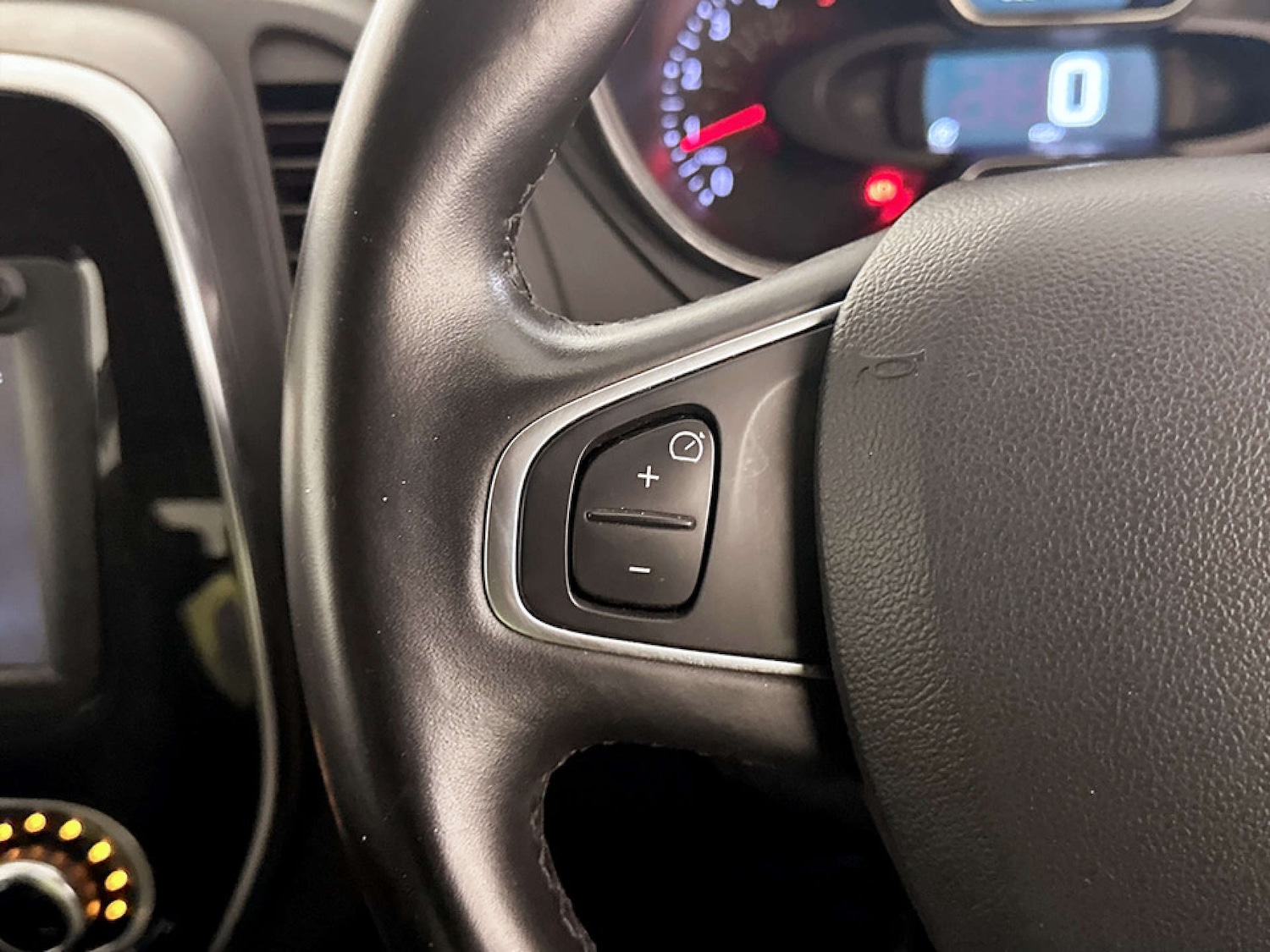 Used Renault Captur 2018 for sale - 77185349: Photo 17