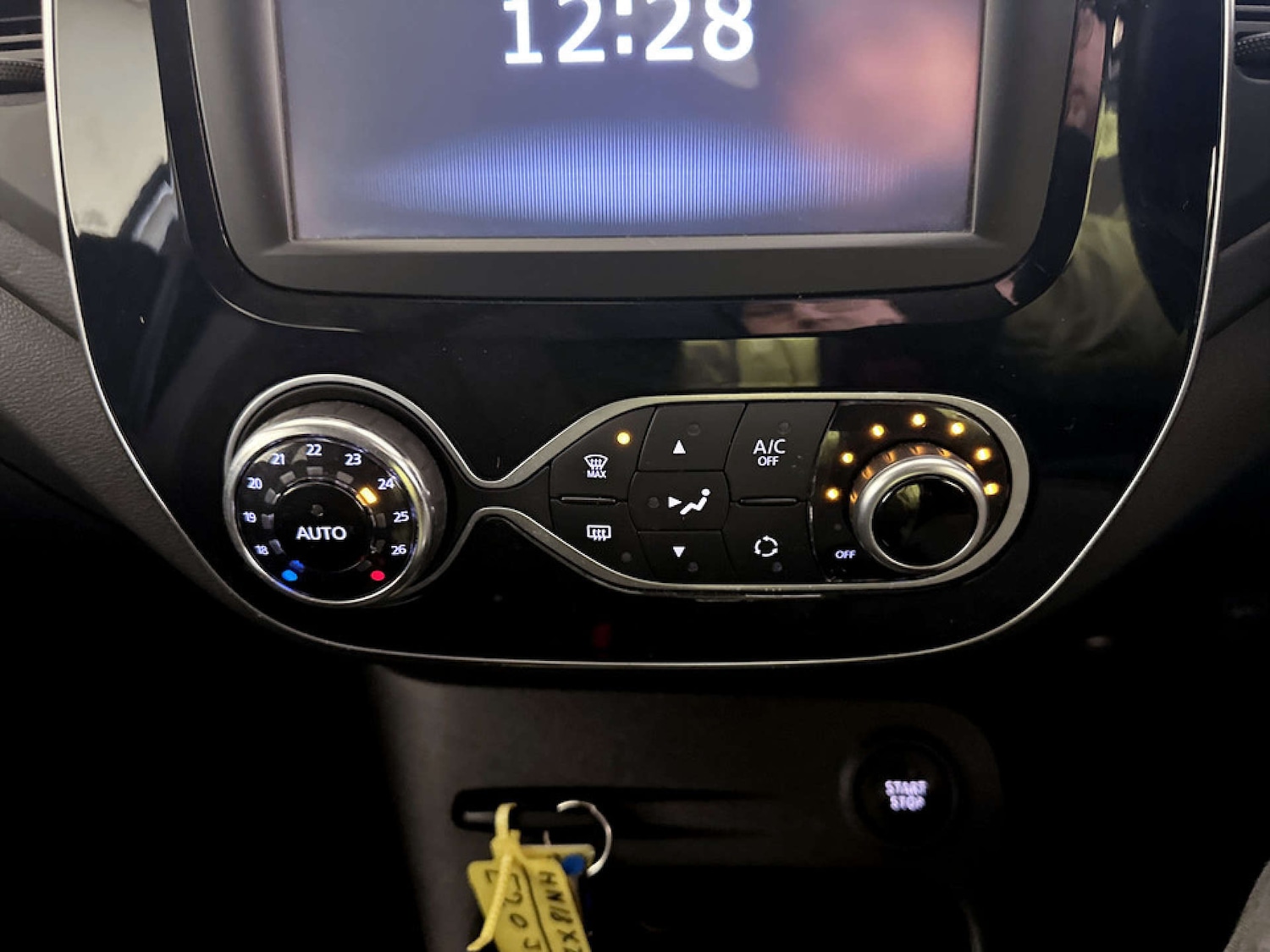 Used Renault Captur 2018 for sale - 77185349: Photo 26