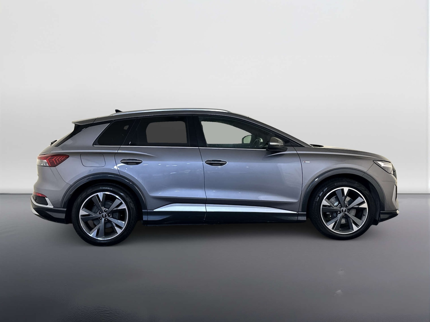 Used Audi Q4 e-tron 2023 for sale - 78083364: Photo 12