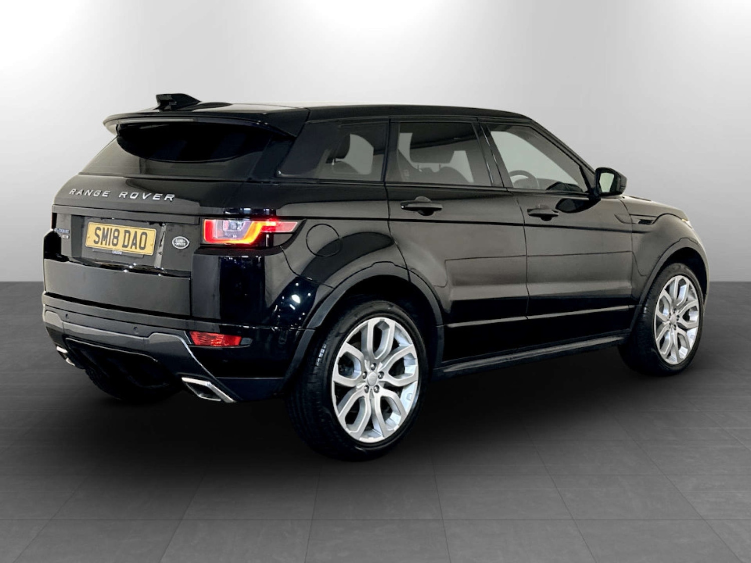 Used Land Rover Range Rover Evoque 2018 for sale - 77184945: Photo 10