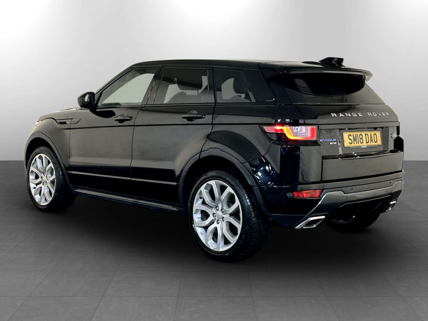 Used Land Rover Range Rover Evoque 2018 for sale - 77184945: Photo 8