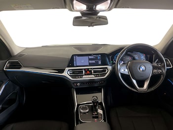 Used BMW 3 Series 2020 for sale - 77211773: Photo