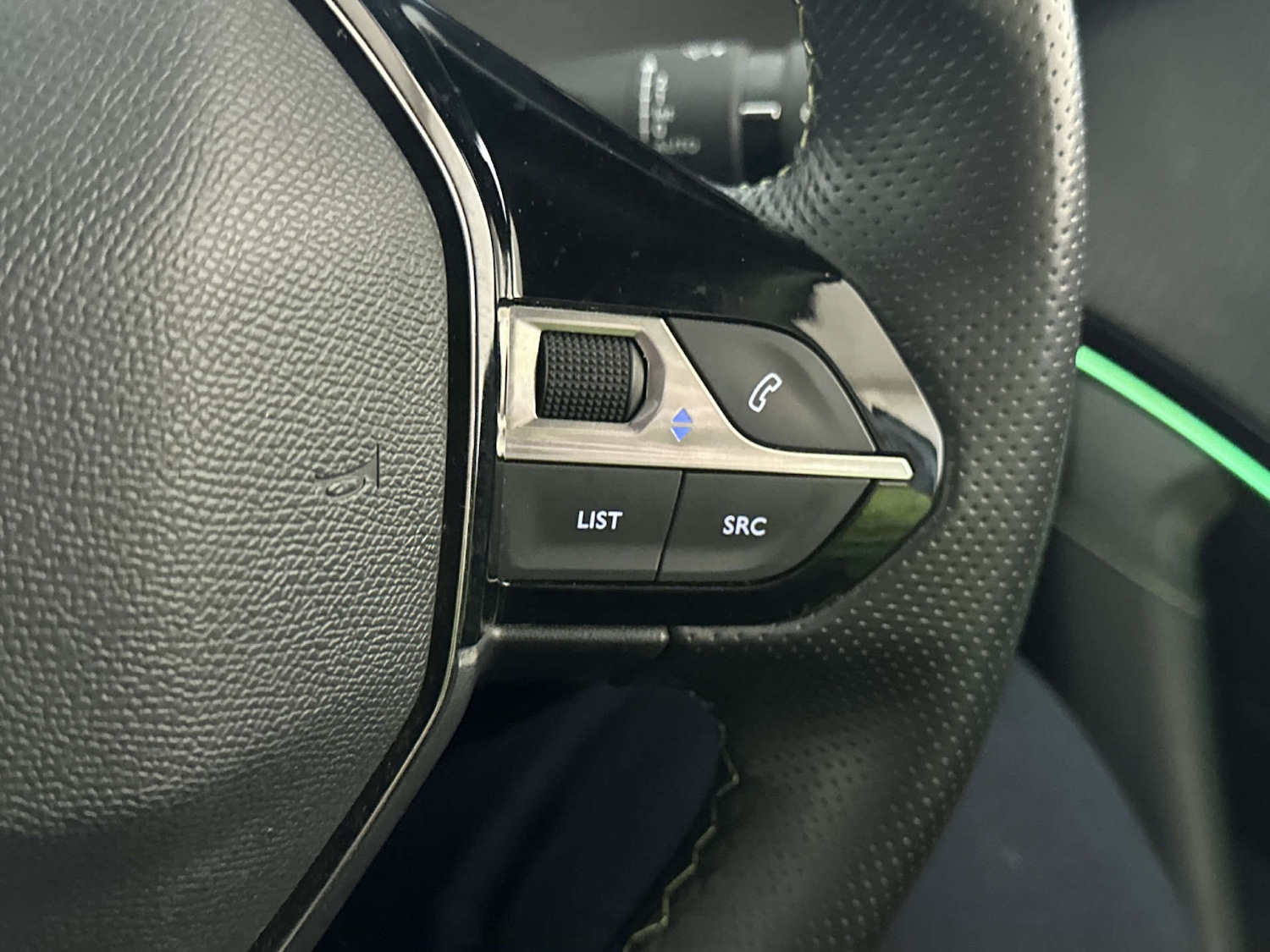 Used Peugeot 2008 2023 for sale - 78030904: Photo 19