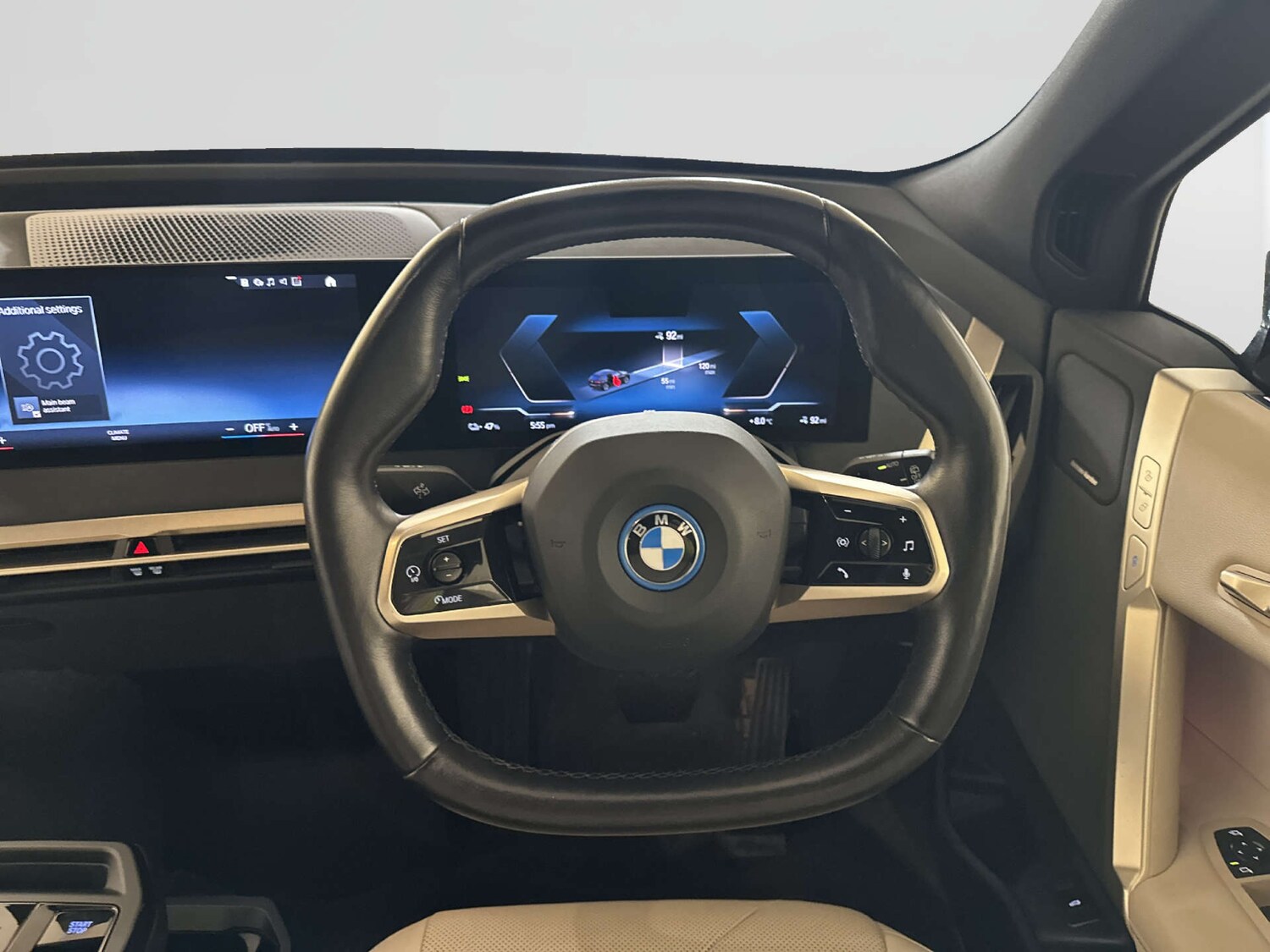 Used BMW iX 2022 for sale - 77906916: Photo 16