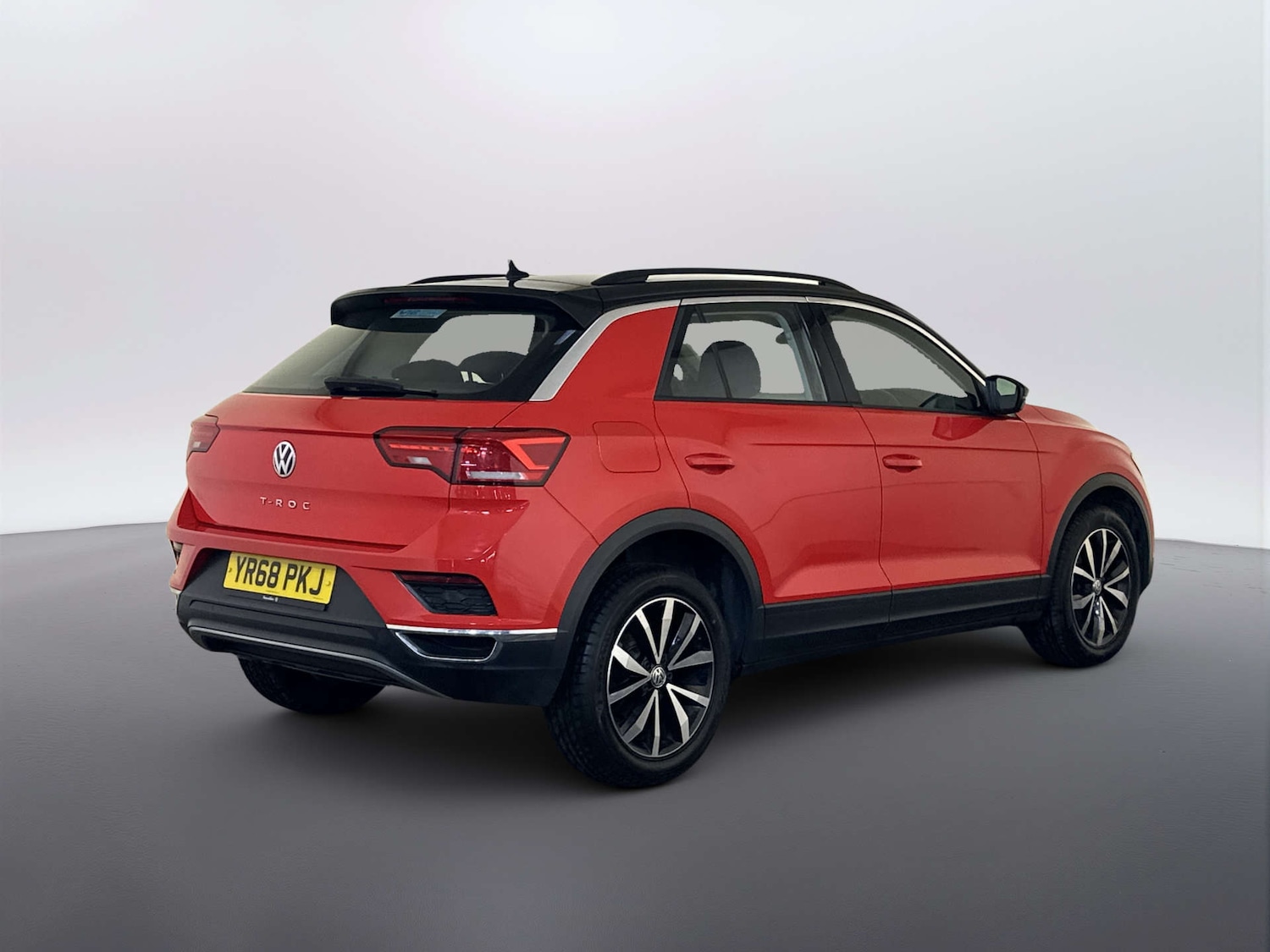 Used Volkswagen T-Roc 2018 for sale - 78016438: Photo 10