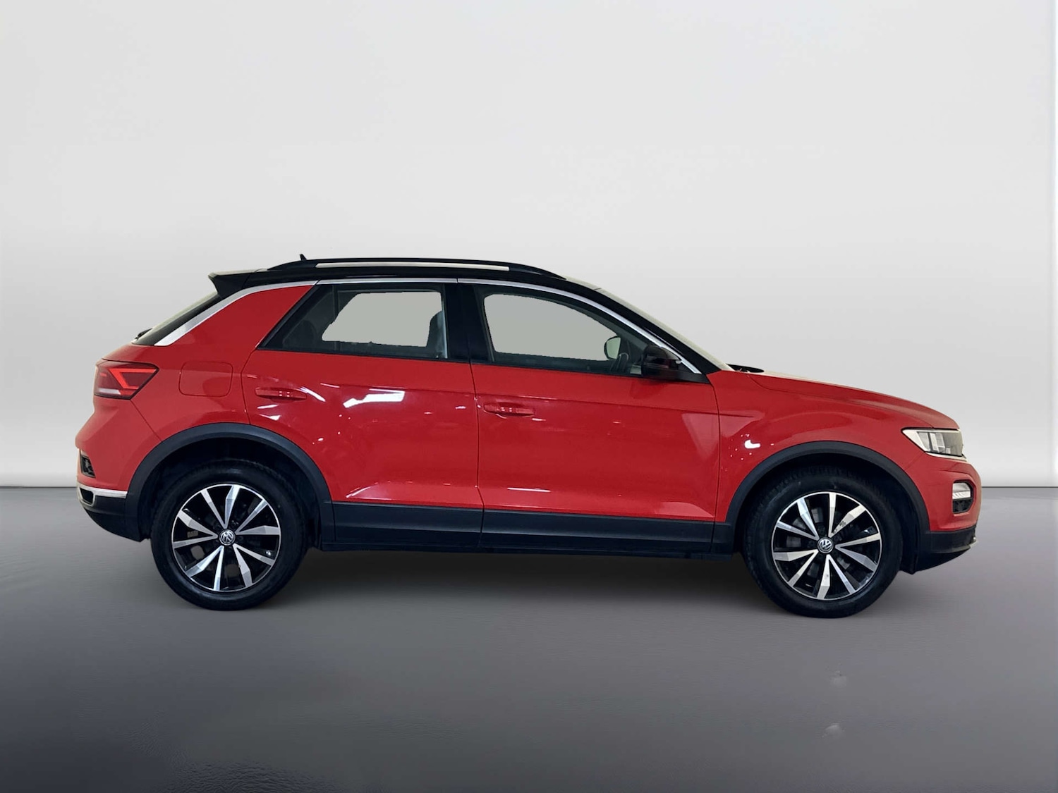 Used Volkswagen T-Roc 2018 for sale - 78016438: Photo 11