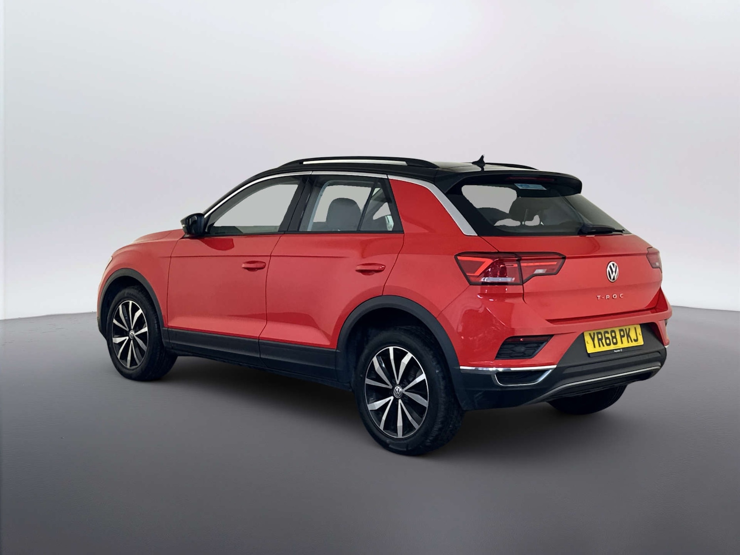 Used Volkswagen T-Roc 2018 for sale - 78016438: Photo 8