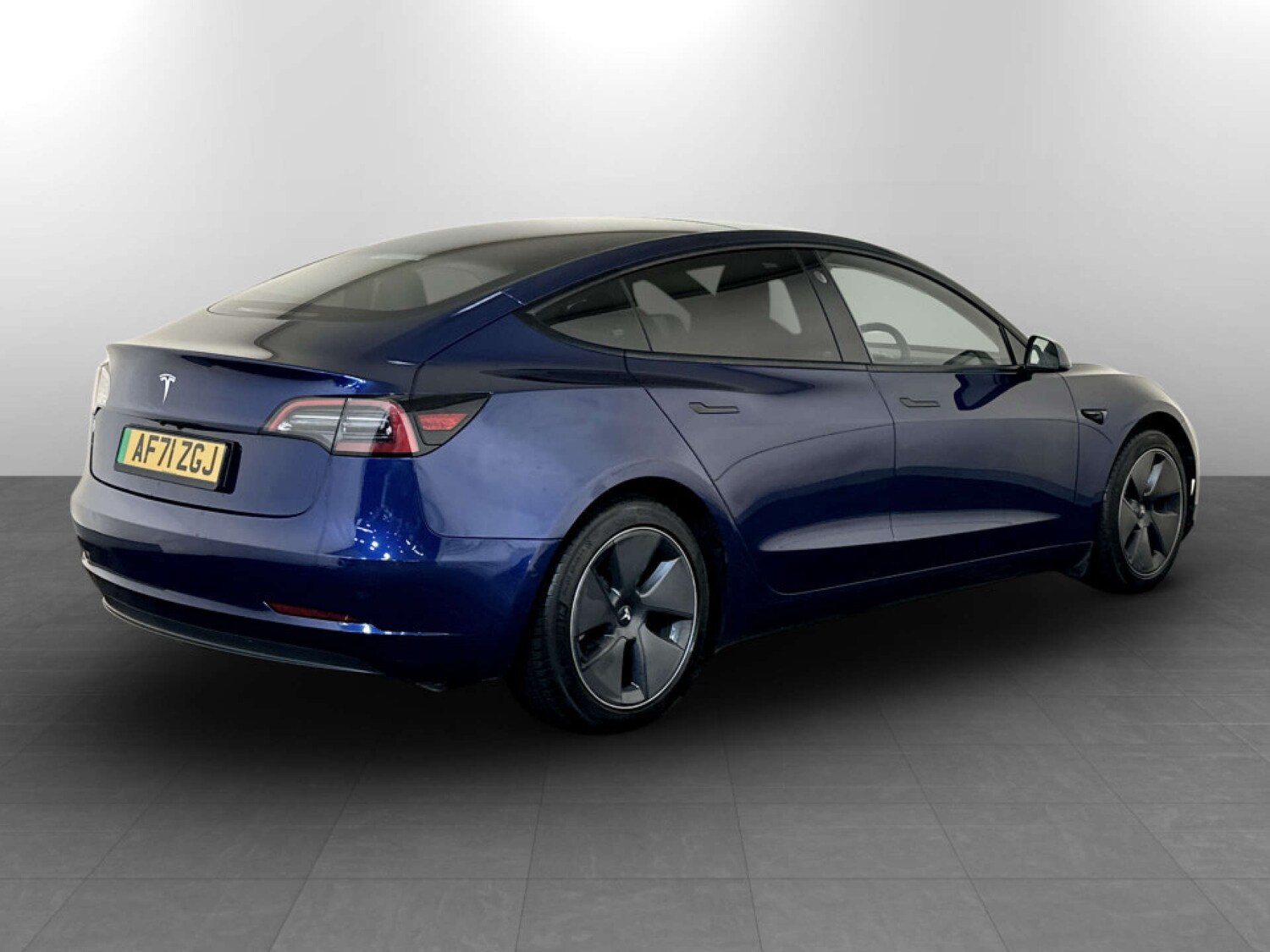 Used Tesla Model 3 2021 for sale - 77408930: Photo 10