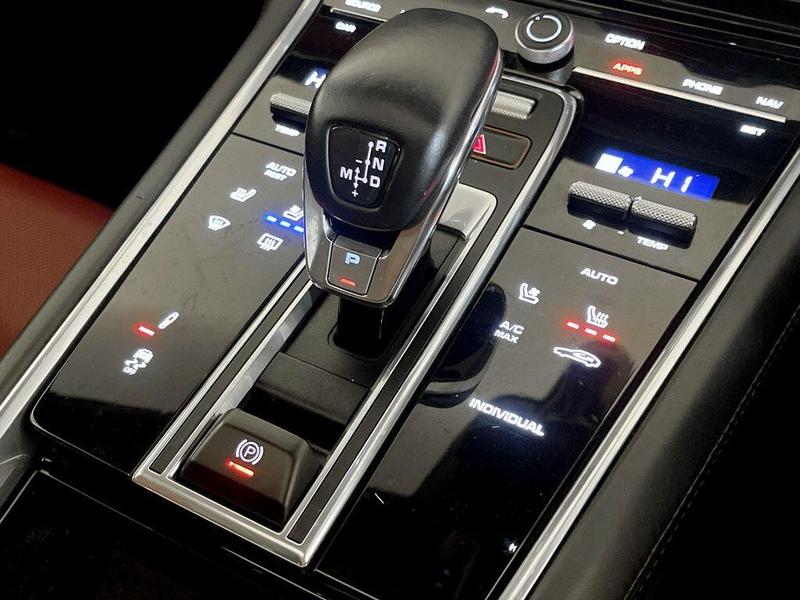 Used Porsche Panamera 2019 for sale - 76703056: Photo 28